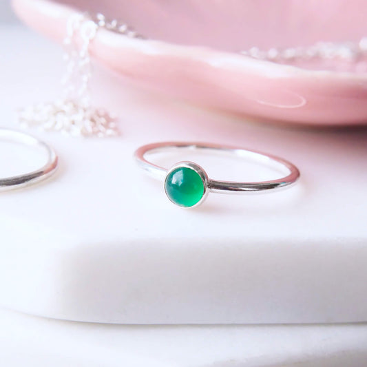 Green Agate Ring: Round Band with 5mm Stone (In Stock)