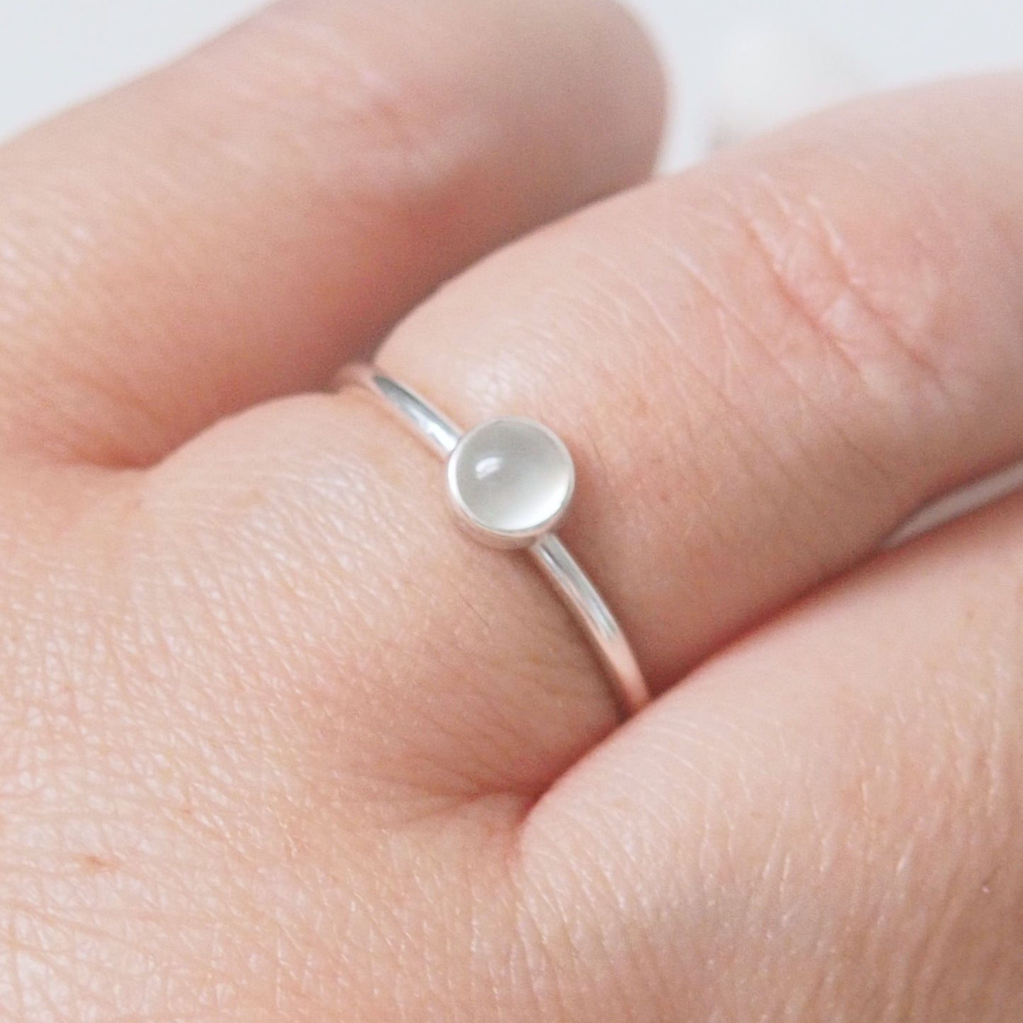 Moonstone Ring: Round Band with 5mm stone