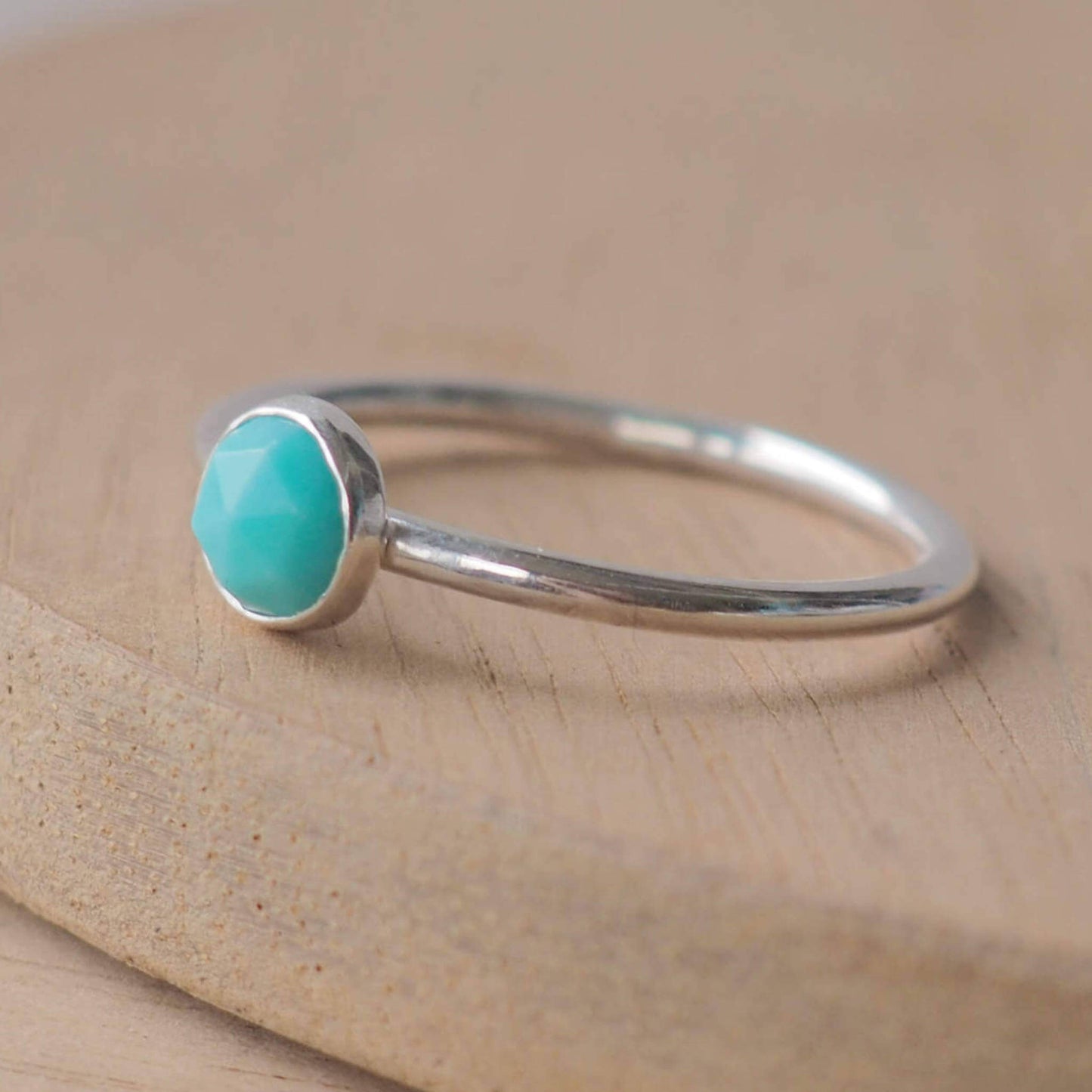 turquoise cabochon ring in silver and facet turquoise. Handmade in Scotland by maram jewellery